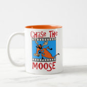 Oranje Chase de Moose Mok (Links)
