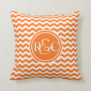 Oranje Chevron Gepersonaliseerd Initiaal monogram Kussen