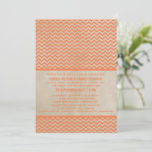 Oranje Chevron Wedding Invite Kaart (Staand voorkant)