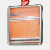 Oranje Chevy Truck-deur Metalen Ornament (Links)