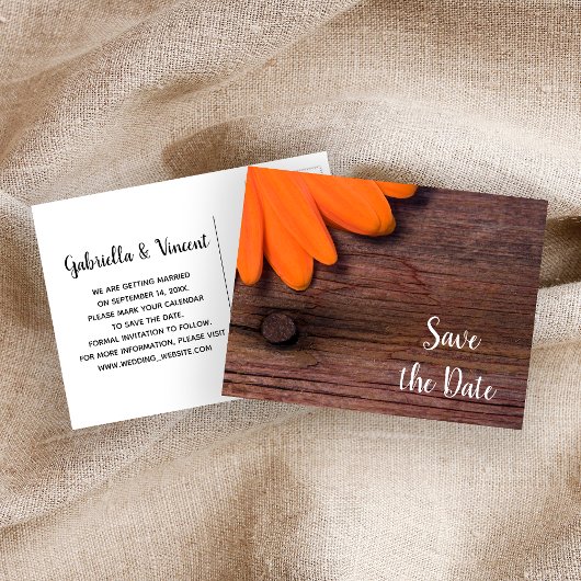 Oranje Daisy en Barn Wood Wedding Save the Date Aankondigingskaart