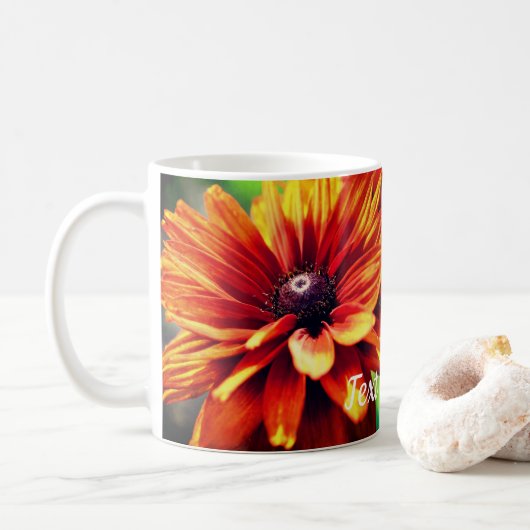Oranje Daisy Flower Personalized Koffiemok (Met donut)