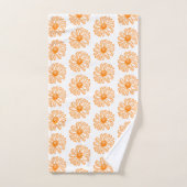 Oranje Daisy Flower Print, Floral Pattern Bad Handdoek (Handdoek)