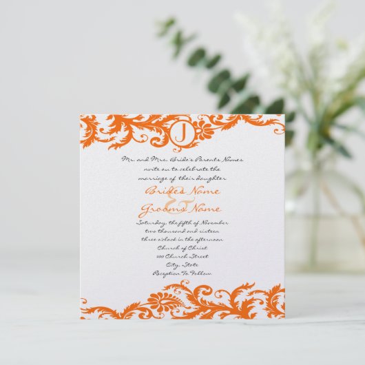Oranje Damask Monogram Weddenschap Kaart (Staand voorkant)