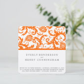 Oranje Damask Monogram Wedding Kaart (Staand voorkant)