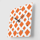 Oranje diamanten op wit vierkante klok (Hoek)