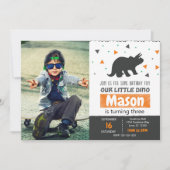 Oranje Dino Verjaardagsfeestje Uitnodiging met fot (Voorkant)
