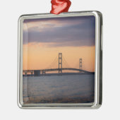 Oranje Dusk Mackinac Bridge Metalen Ornament (Links)