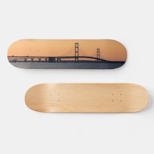 Oranje Dusk Mackinac Bridge Skateboard (Horizontaal)