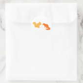 Oranje eekhoorns ronde sticker (Tas)