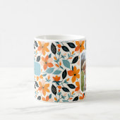 Oranje en blauw gebladerte en bloemen gepersonalis koffiemok (Center)