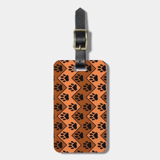 Oranje en bruine Chevron met een hond-paw-patroon Bagagelabel (Voorkant verticaal)