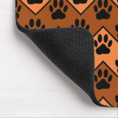 Oranje en bruine Chevron met een hond-paw-patroon Muismat (Hoek)