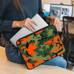 Oranje en groene camouflage, leger, leger laptop sleeve<br><div class="desc">Elegant,  stijlvol en verfijnd camouflagepatroon in oranje en groene kleur. Modern en trendy cadeau,  perfect voor de militaire minnaar in je leven.</div>