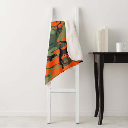 Oranje en groene camouflage, leger, leger sherpa deken (In situ)