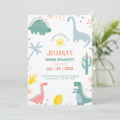 Oranje en groene kinderachtige dinosaurus verjaard kaart (Staand voorkant)