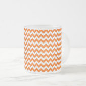Oranje en wit Chevron Zigzag Pattern Matglas Koffiemok (Voorkant rechts)