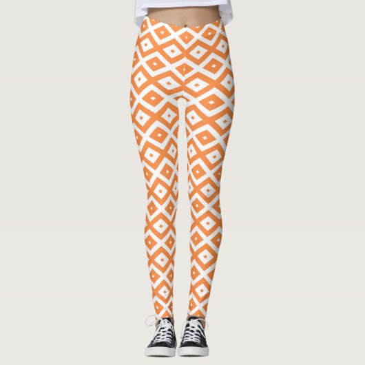 Oranje en wit diamantpatroon leggings (Voorkant)