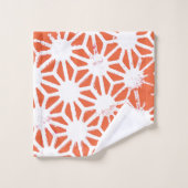Oranje en wit geometrisch patroon bad handdoek (Wasdoekje)