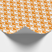 Oranje en wit gevriesdroogd patroon met hart cadeaupapier (Hoek)