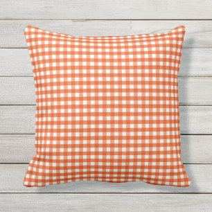 Oranje en wit Gingham Pattern Buitenkussen