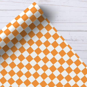 Oranje en wit schaakbordpatroon cadeaupapier