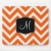 Oranje en witte Chevron Stripes met monogram Muismat (Voorkant)