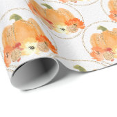 Oranje en witte pompoen in goudcirkels cadeaupapier (Rol Hoek)