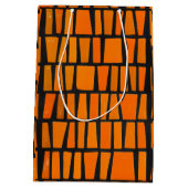 Oranje en zwart-afrikaans stammenpatroon medium cadeauzakje (Achterkant)