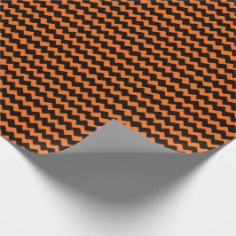 Oranje en zwarte Chevron Stripes Cadeaupapier