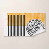 Oranje en zwarte middeneeuwse moderne kunst bad handdoek (Handdoek)