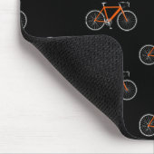 oranje fiets op zwart muismat (Hoek)