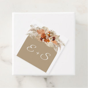 Oranje gebrande vuurbloemen terracotta initialen bedankjes labels