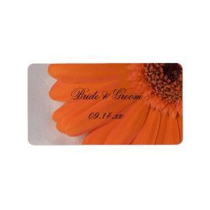 Oranje Gerber Daisy en White Satin Wedding Etiket