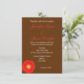Oranje Gerber Daisy Faux Burlap Wedding Invitation Kaart (Staand voorkant)