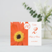 Oranje Gerber Daisy Table Number Kaarten (Staand voorkant)
