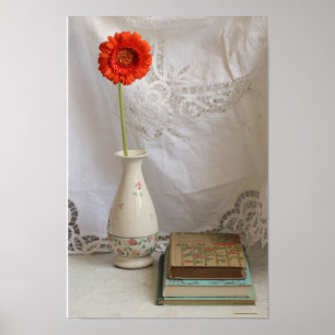 Oranje gerbera en boeken poster