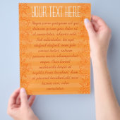 Oranje gestreepte gedraaide flyer (Hand)