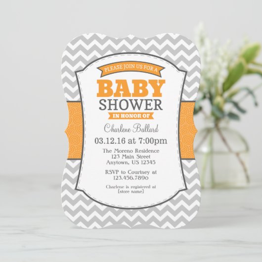 Oranje Gray Chevron Baby shower Uitnodiging (Staand voorkant)