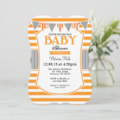 Oranje Grey Stripes Baby shower Uitnodiging (Staand voorkant)