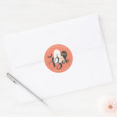 Oranje grijs Cute Ghost Boo Halloween Ronde Sticker (Envelop)
