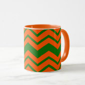 Oranje Groene Chevron Zigzag Ontwerp Mok (Voorkant rechts)