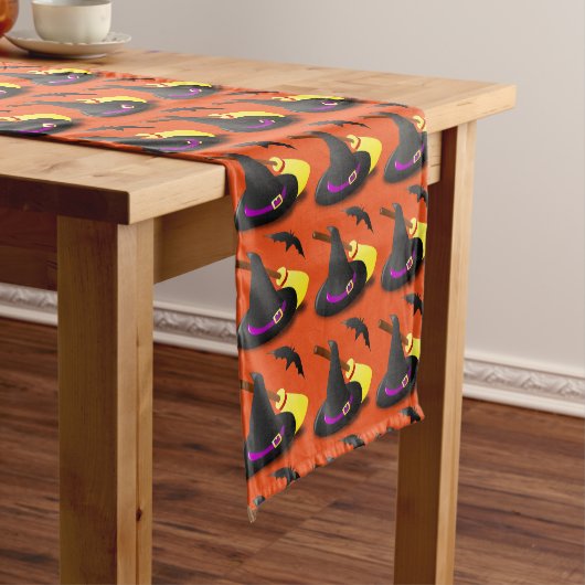 Oranje Halloween Witch Pet Pattern Table Runner Korte Tafelloper (Voorbeeld)