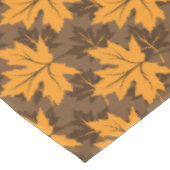 Oranje herfst esdoorn verlaat bruin herfstinterieu tafelkleed (Gekanteld)