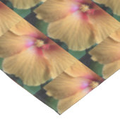 Oranje Hibiscus Ruffle Tafelkleed (Gekanteld)