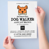 Oranje hond met bot, Dog Walker Adverteren Flyer (Hand)