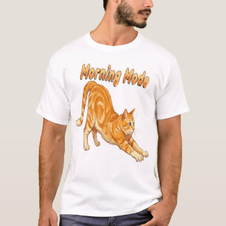 Oranje Huiskat die zich uitrekt in Ochtendmodus - T-shirt