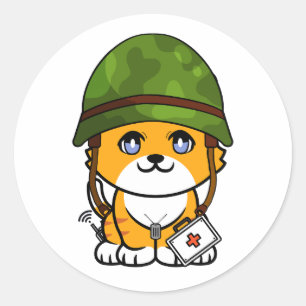 Oranje kat die legerhelm draagt ronde sticker