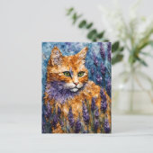 oranje kat in een lavendelveld  briefkaart (Staand voorkant)