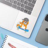 Oranje kat op de Cartoon van het skateboard Sticker (Laptop met iPhone)